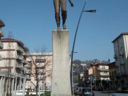 Bergamo - Monumento ai bersaglieri bergamaschi