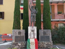 Ranzanico - Monumento ai caduti